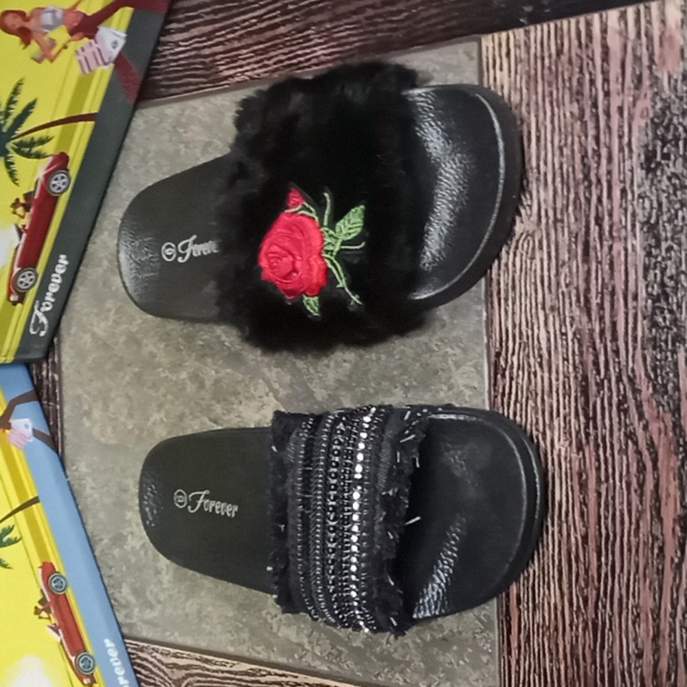2 pairs of size 6 sandals for $22